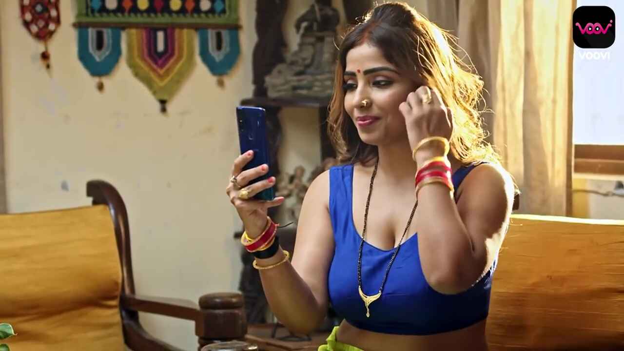 Chaar Saheliyan S1 E1 – VOVVI Aayushi Jaiswal And Rekha Mona Sarkar Hot Bhabhi Webseries