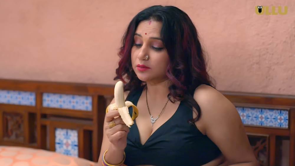 Chull E1 – ULLU Ritu Pandey Bhabhi Sexy Video