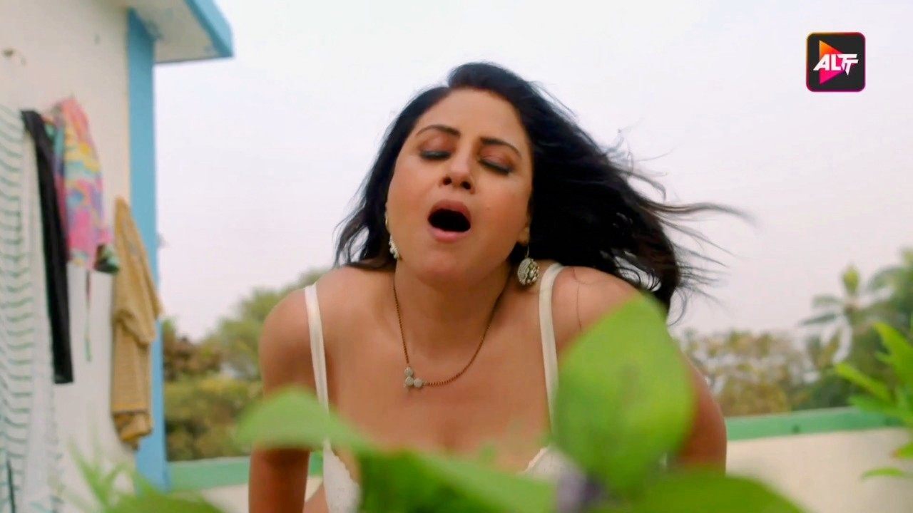 Utha Patak S4 E16 – ALTT Pooja Singh Rajput Bhabhi XXX