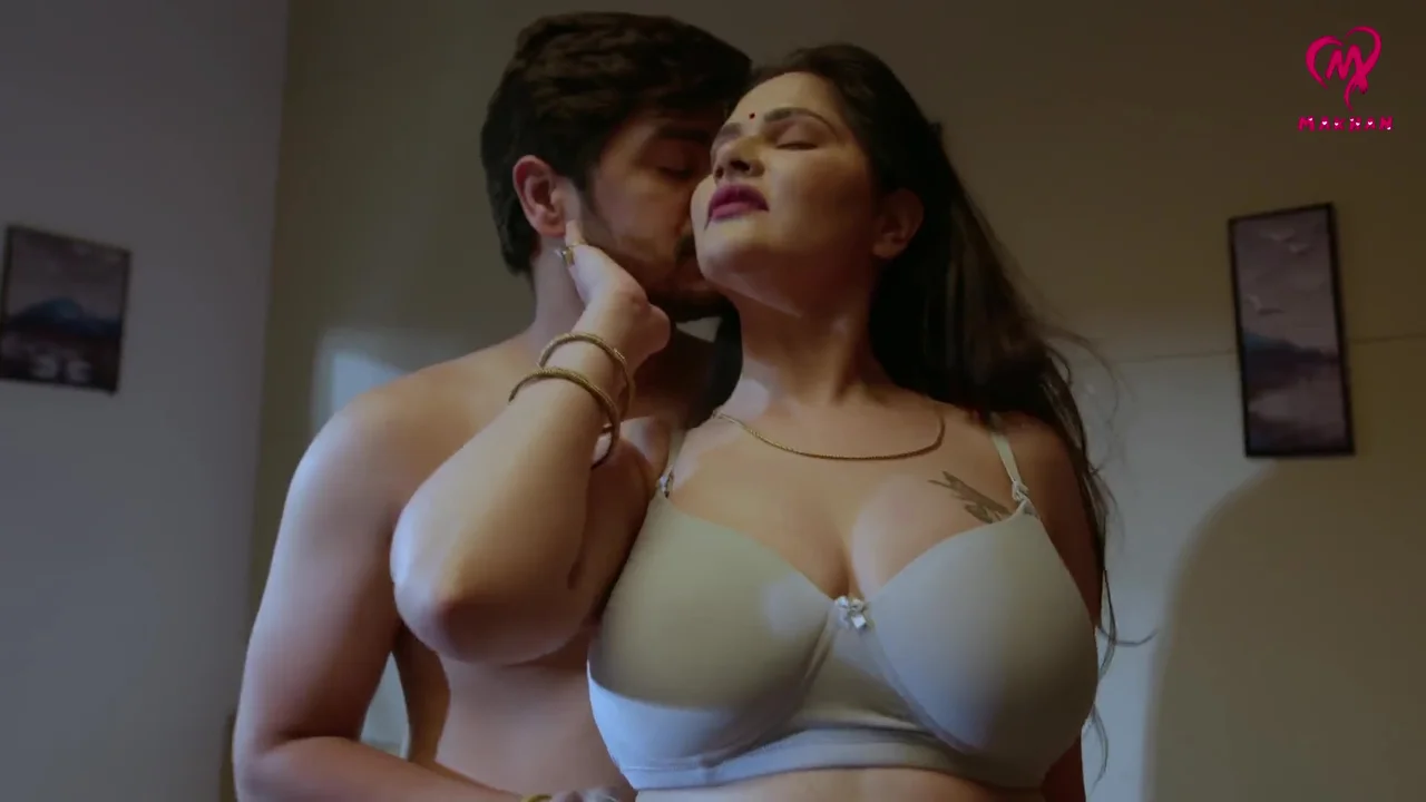 Sandook E7 – Aabha Paul Indian Aunty XXX Video