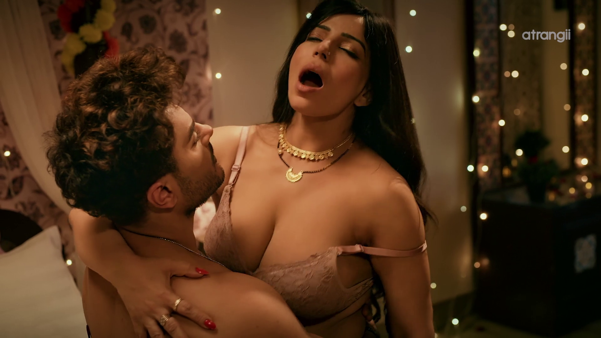 Audacity E6 – Mahi Khan Nude Bhabhi Suhagrat Sex